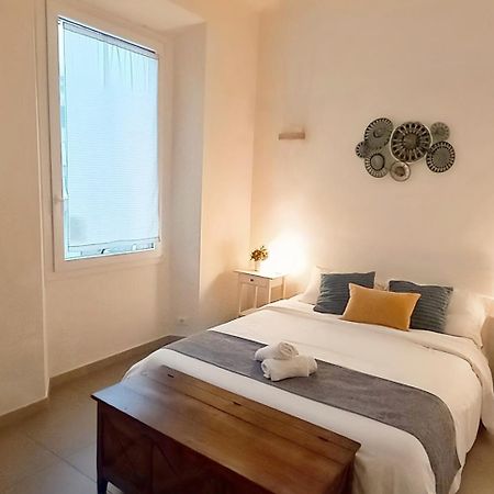 Charming & Spacious Florentine Home Just Two Mins From Tram Stop Florença Exterior foto