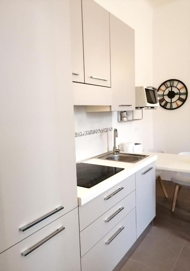 Charming & Spacious Florentine Home Just Two Mins From Tram Stop Florença Exterior foto
